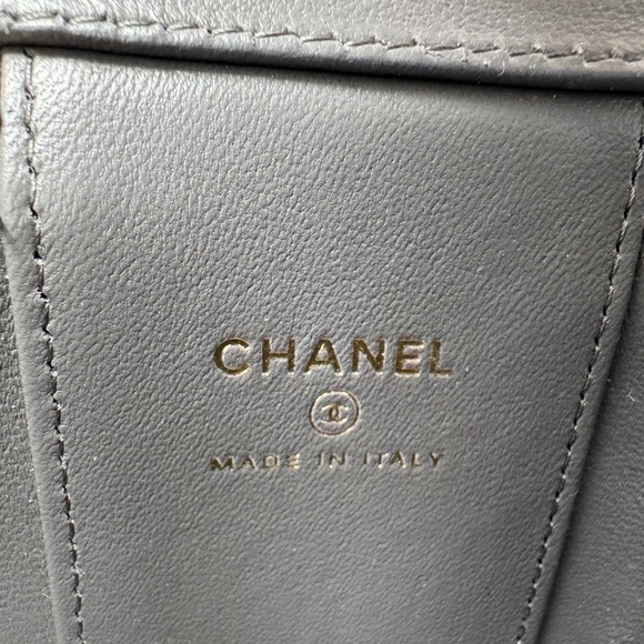 Chanel Mini Vanity Bag - Picture 10 of 11